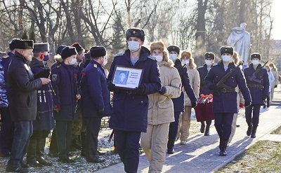 В СКОПИНЕ ПРЕДАЛИ ЗЕМЛЕ ОСТАНКИ СОЛДАТА МИХАИЛА КРЕЙТИНА.