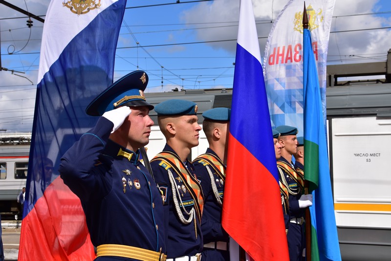 ЭКСПРЕССУ «РЯЗАНЬ – МОСКВА» ПРИСВОИЛИ ИМЯ ГЕРОЯ РФ СЕРГЕЯ СУХАРЕВА