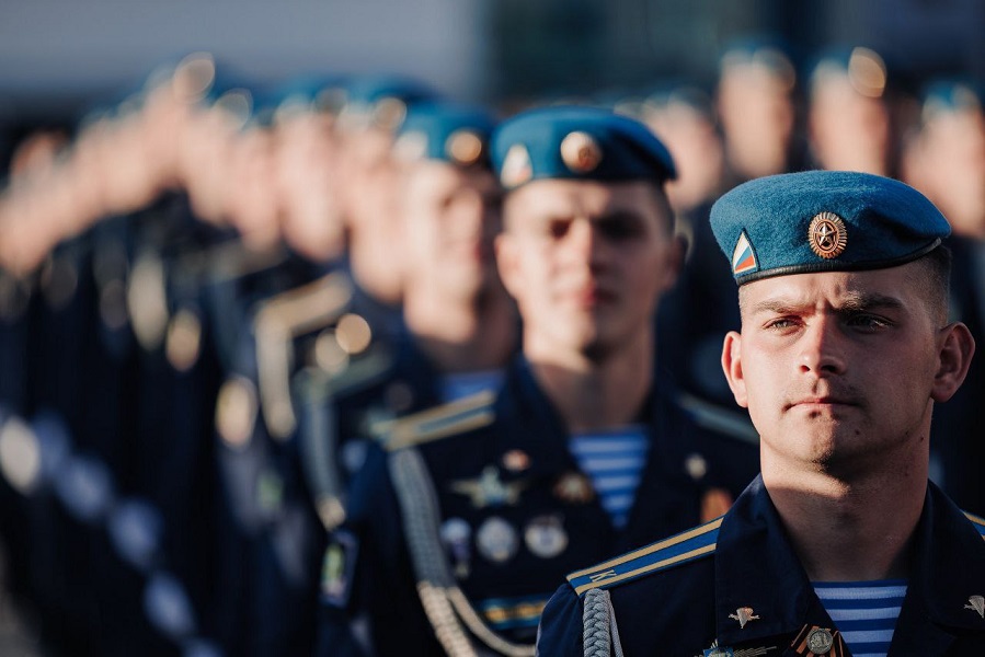 Павел Малков: Рязанцы достойно несут службу в соединениях «крылатой пехоты»