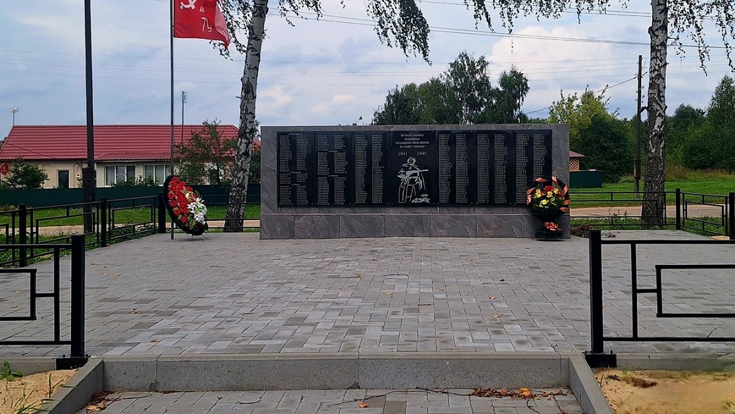 В деревне Ухорское Спасского района отремонтировали памятник