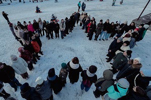 В Лесопарке состоялась акция «Символ героя»