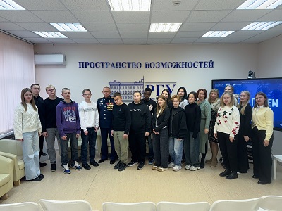 В Рязанской области в рамках акции «Диалог с Героем» Урок мужества провел Сергей Серебряков