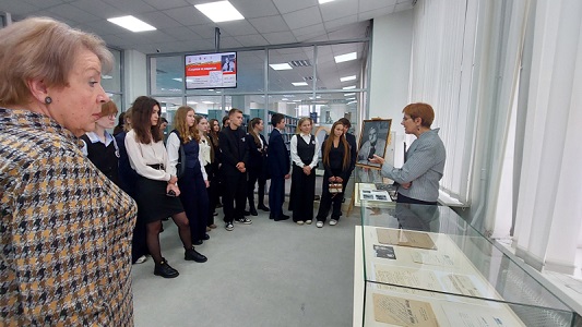 «Солдатами не рождаются»