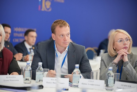 Губернатор Павел Малков принял участие в заседании по вопросам поддержки участников СВО