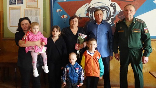 Семьям кораблинцев вручили ордена Мужества