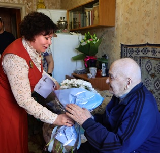 Ветерану ВОВ Александру Михайловичу Борщевскому исполнилось 100 лет